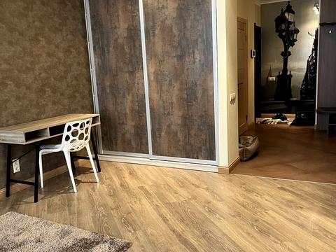 квартира за адресою Осіння вул., 33