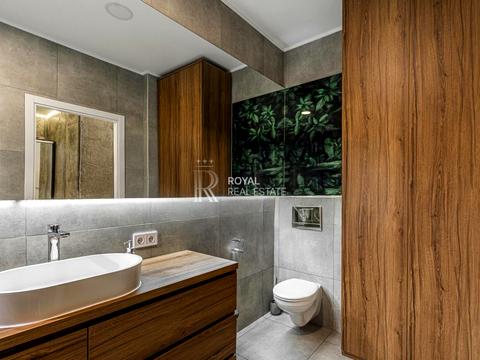 комерційна за адресою Кловський узвіз, 7a