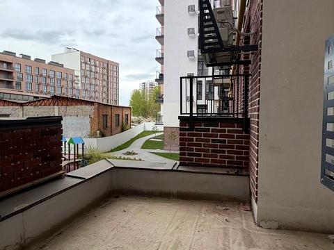 комерційна за адресою Під Голоском вул., 16