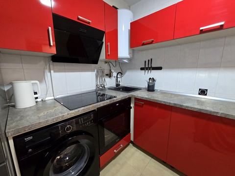 квартира за адресою Квартальна вулиц вул. (Гладкова), 27