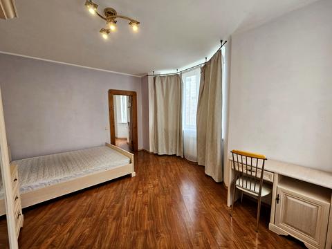 квартира по адресу Днепровская набережная ул., 25
