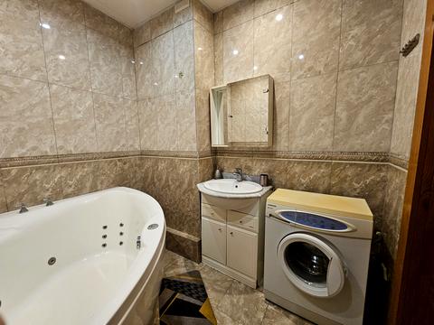 квартира по адресу Днепровская набережная ул., 25