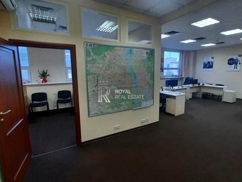 коммерческая по адресу Новокостянтинівська, 120