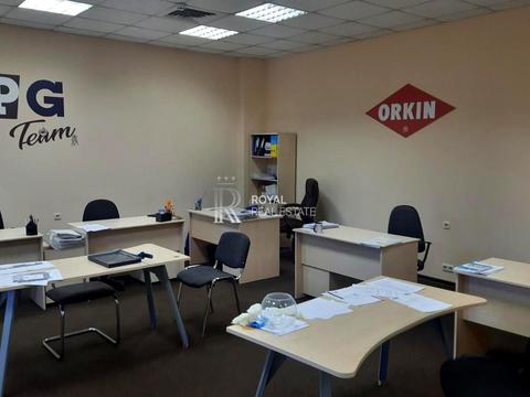 комерційна за адресою Новокостянтинівська, 120