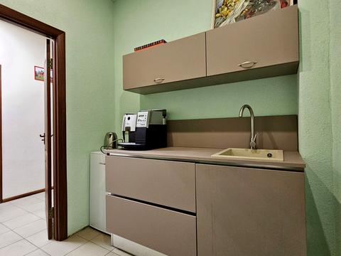 комерційна за адресою Ракетна вул., 24-Б