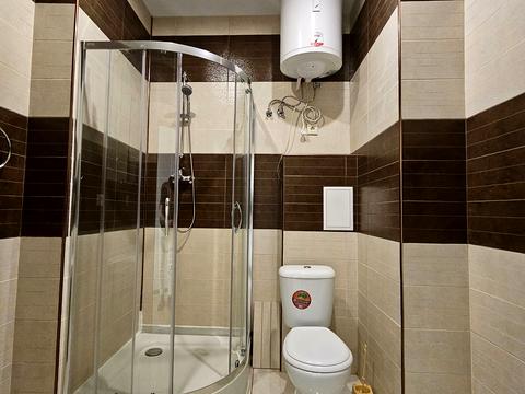 комерційна за адресою Ракетна вул., 24-Б