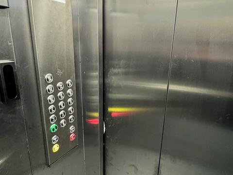 квартира по адресу Драгоманова ул., 40