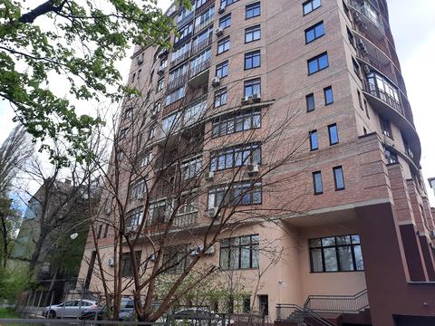 квартира за адресою Олександра Кониського вул., 28А-30А