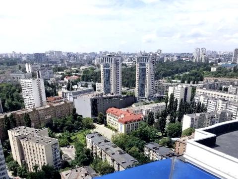 квартира за адресою Кирило-Мефодіївська вул., 2
