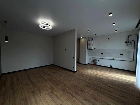 квартира за адресою 24 Серпня вул., 7