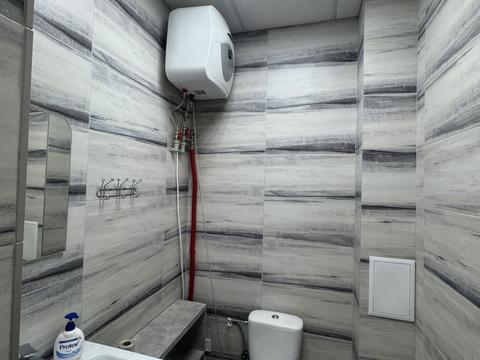 комерційна за адресою Супутника вул., 4-А