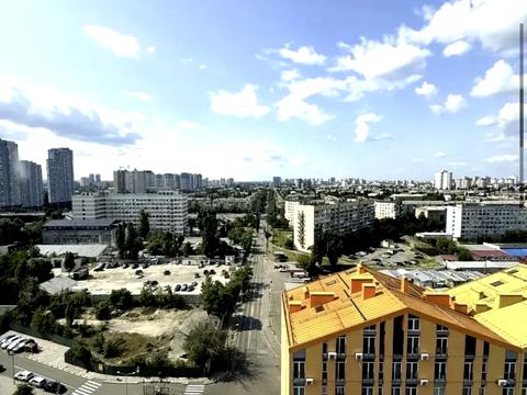квартира за адресою Регенераторна вул., 4к2