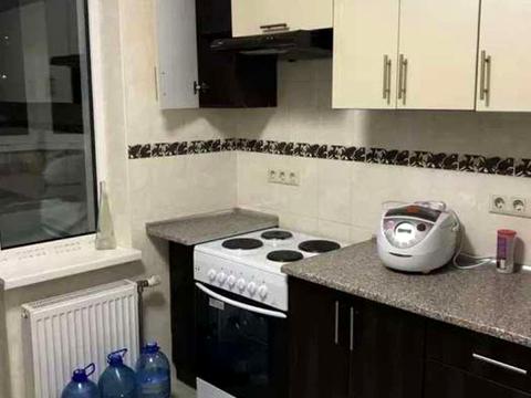 квартира за адресою Михайла Донця вул., 2-Б