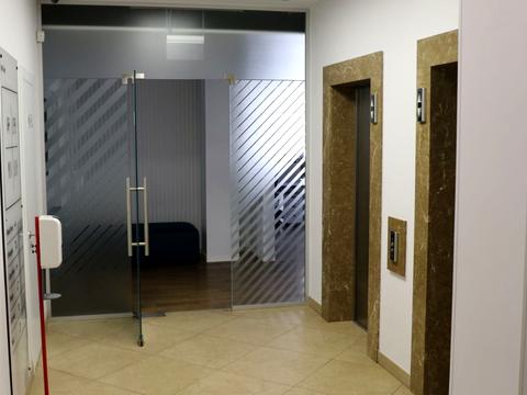комерційна за адресою Спаська вул., 5