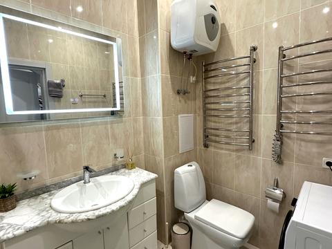 квартира за адресою Трьохсвятительська вул., 9