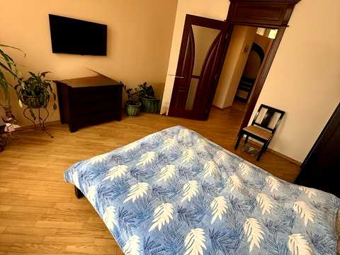 квартира за адресою Івана Франка вул., 28