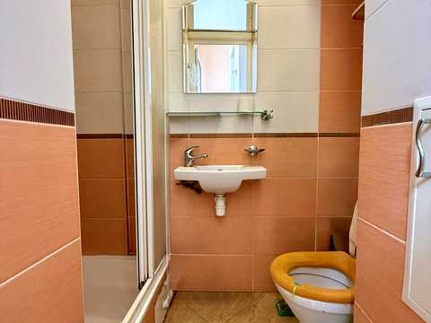 квартира за адресою Івана Франка вул., 28