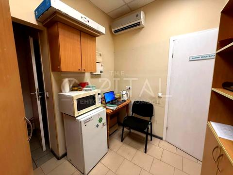 комерційна за адресою Антоновича вул. (Горького), 170/172