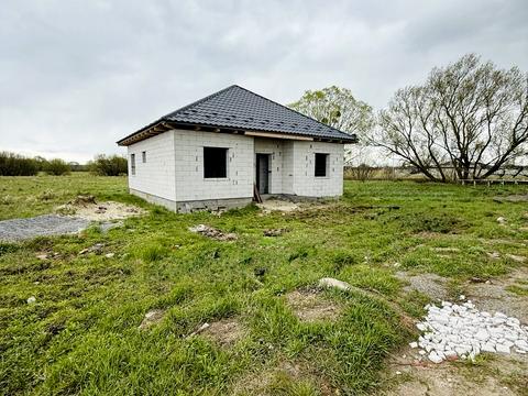 будинок за адресою Лугова