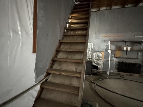 коммерческая по адресу Тракторостроителей просп., 166