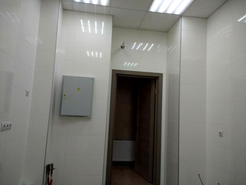 комерційна за адресою Валерія Лобановського просп., 144