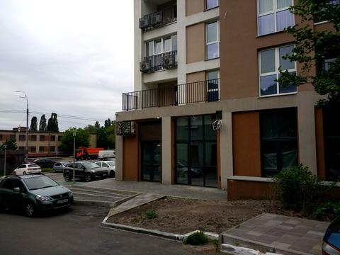 комерційна за адресою Валерія Лобановського просп., 144