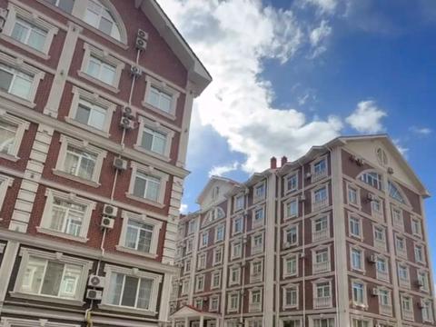 квартира за адресою Дмитра Луценка вул. (Крейсера "Аврора"), 8