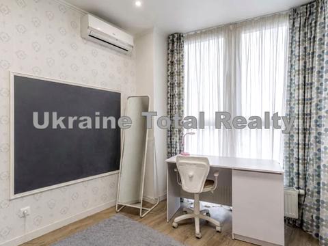 квартира за адресою Драгоманова вул., 2-Б