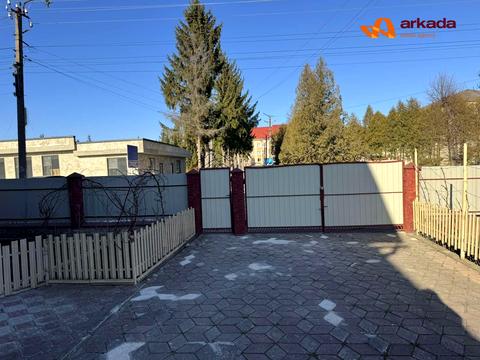 будинок за адресою Грушевського вул.