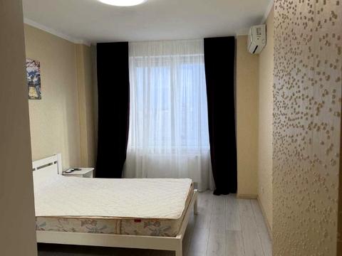 квартира за адресою Академіка Глушкова просп., 9-В