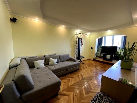 квартира за адресою Композитора Лятошинського вул., 8