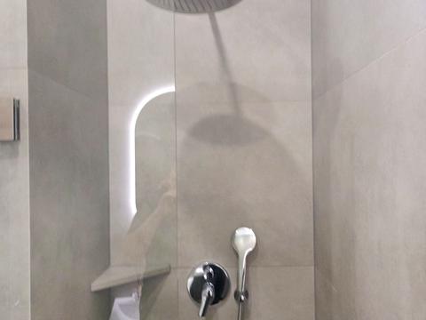 квартира за адресою Залізнична вул., 9