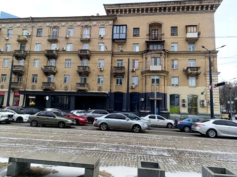 коммерческая по адресу Дмитрия Яворницкого просп. (Карла Маркса), 46