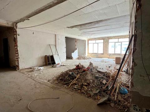 коммерческая по адресу Максимовича ул., 15