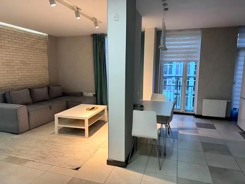 квартира за адресою Регенераторна вул., 4 к11