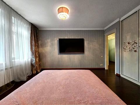 квартира за адресою Дмитрівська вул., 76