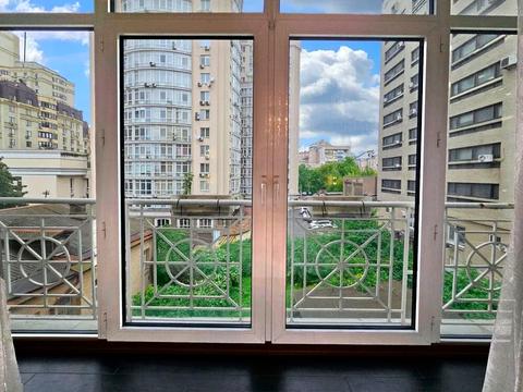 квартира за адресою Дмитрівська вул., 76