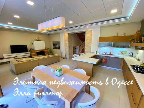 дом по адресу Дмитриевская ул. (Дмитрия Донского)