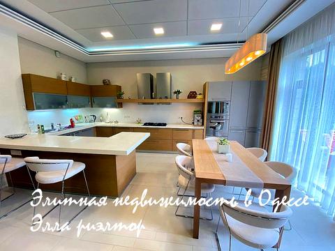 дом по адресу Дмитриевская ул. (Дмитрия Донского)