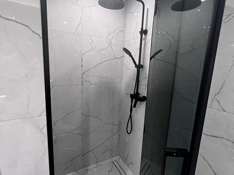 квартира за адресою Степана Бандери вул., 77-Б