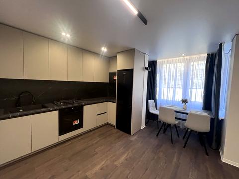 квартира за адресою Степана Бандери вул., 77-Б