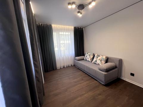 квартира за адресою Степана Бандери вул., 77-Б