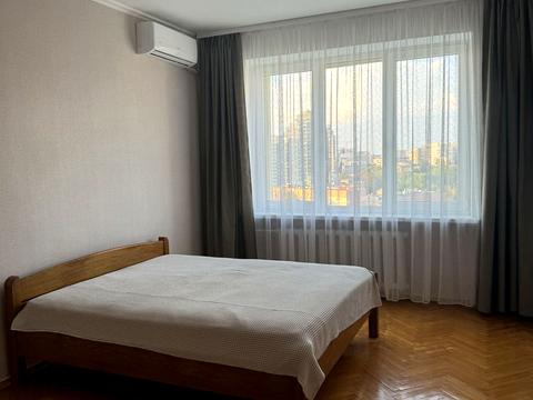 квартира за адресою Київ, Старонаводницька вул., 4