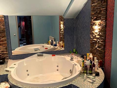 квартира за адресою Андрія Сахарова вул., 19