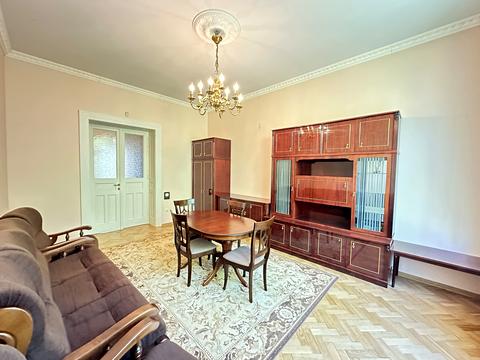 квартира по адресу Коновальца ул. (Энгельса), 37