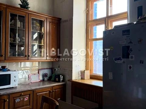 квартира за адресою Кропивницького вул., 14