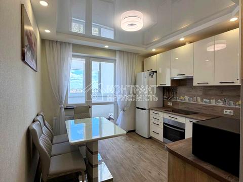 квартира по адресу Драгоманова ул., 4