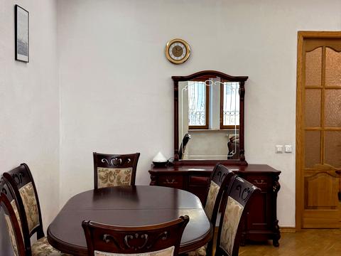 квартира за адресою Кудрявська вул., 13-19