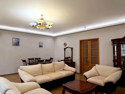квартира за адресою Кудрявська вул., 13-19