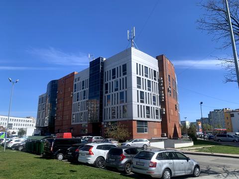 коммерческая по адресу Червоной Калины просп., 64
